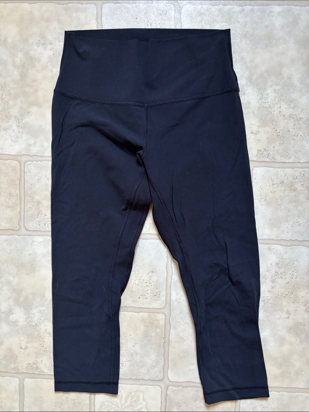 Lululemon Align High-Rise Crop Leggings 20" Capri Black Pants Women's Size 8